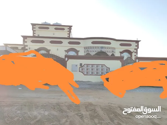 220m2 5 Bedrooms Townhouse for Sale in Al Batinah Suwaiq
