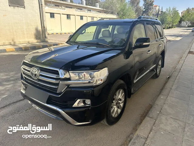 Used Toyota Land Cruiser in Amman