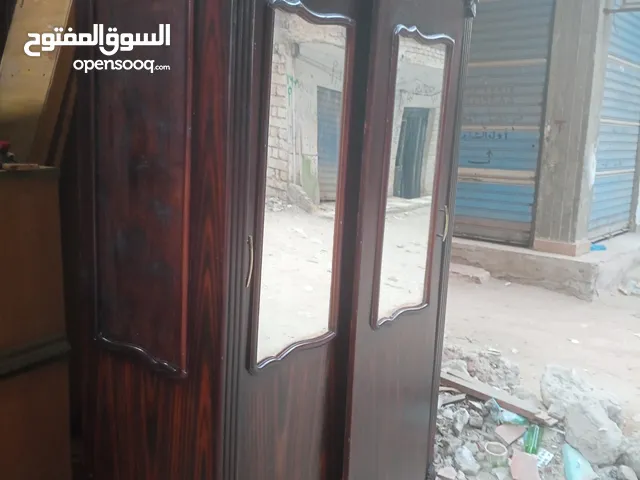 دولاب زان تقيل جرار ضرفتين شرق سموحه بعد نادى الإتحاد الجديد مدخل القاعات