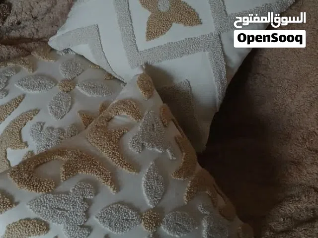 مخاد للديكور سور كوموند