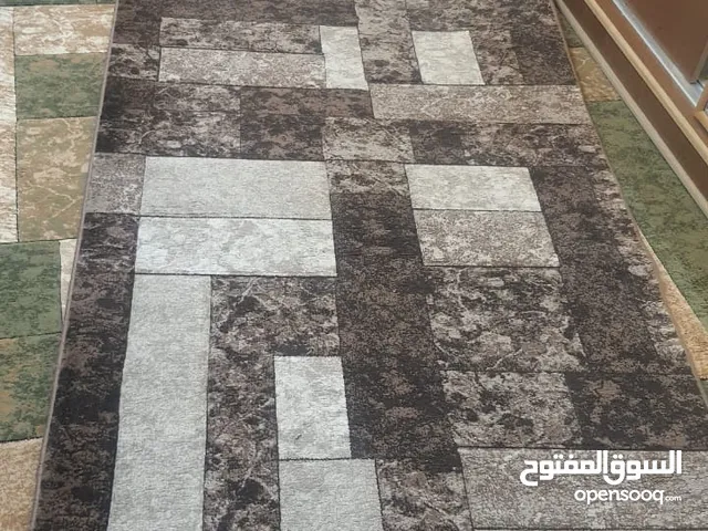 سجاد عجمي نخب اول موحود 4 قطع ولاكن القياسات تختلف