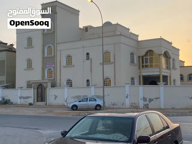 Used Lexus LS in Dhofar