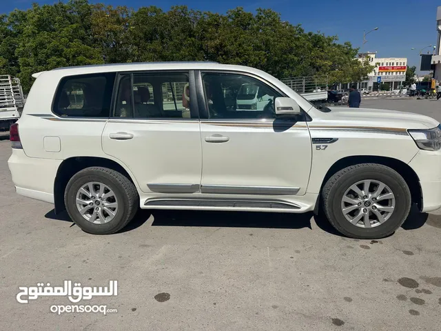 Used Toyota Land Cruiser in Dhofar