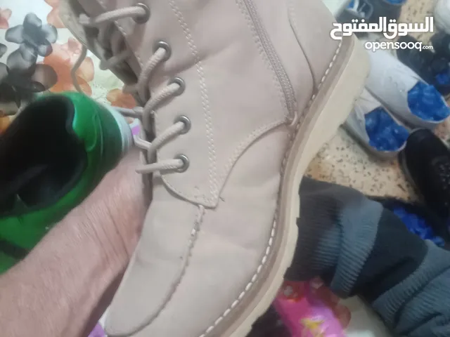 احذيه باله