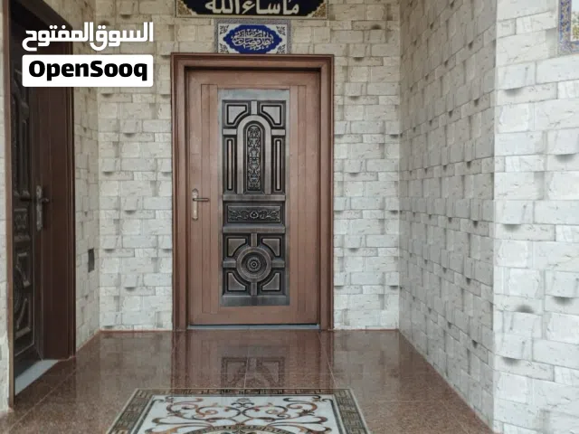 منزل للبيع بسعر ممتاز حي عاصم بركاء