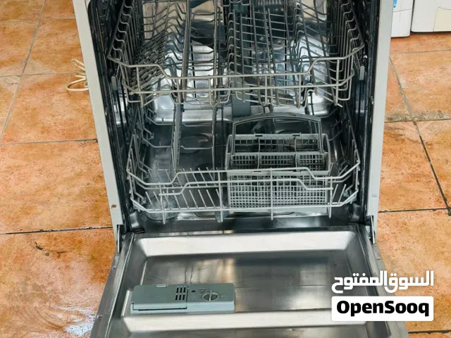 جلايه لون سلفر  مستعمله  شغاله 100% عالفحص  مع كفاله شهر  جلايه اقتصاديه