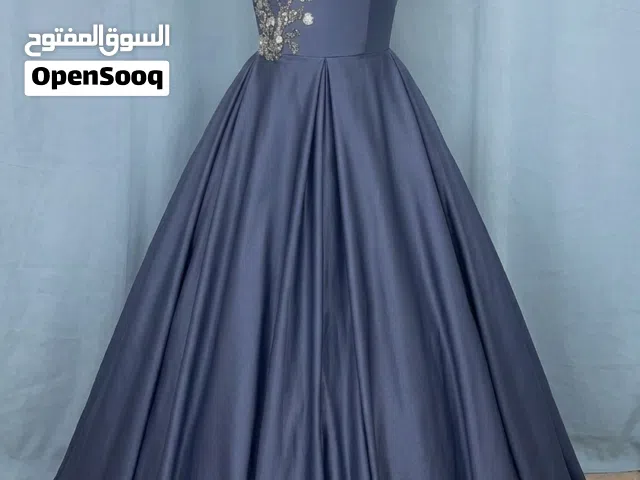 فستان مدعوة ويصلح فستان خطوبة
