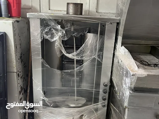 عده مطعم شاورما مستعمله بوضع ممتاز و سعر حرق