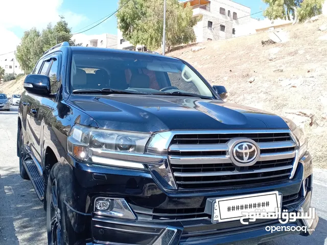 Used Toyota Land Cruiser in Amman