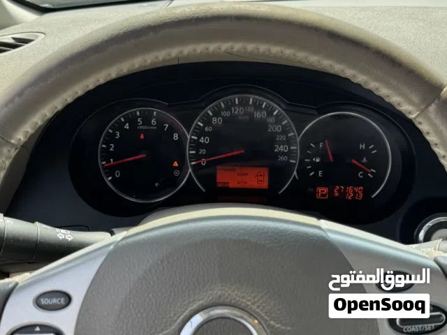 2011 نيسان التيما SL