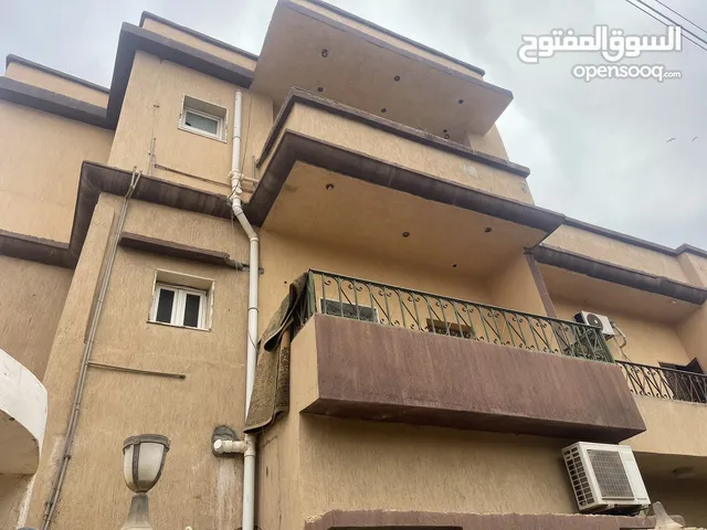 250 m2 More than 6 bedrooms Townhouse for Sale in Tripoli Abu Saleem