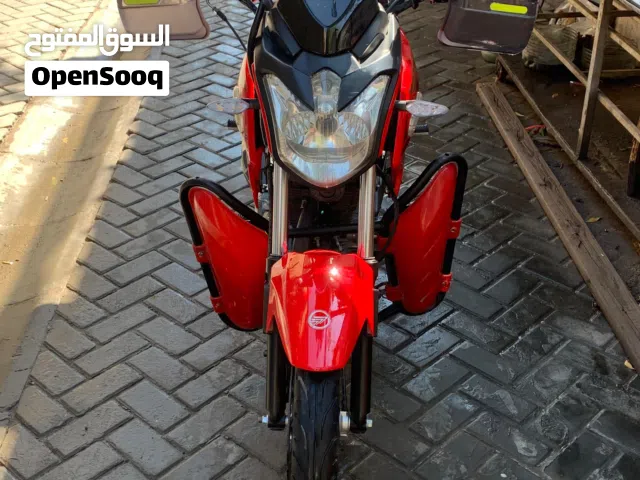 KEEWY RK200 موديل 2024 مرقمة سنويه بأسمي الدراجه مكفوله كفاله عامه مابيه اي نقص