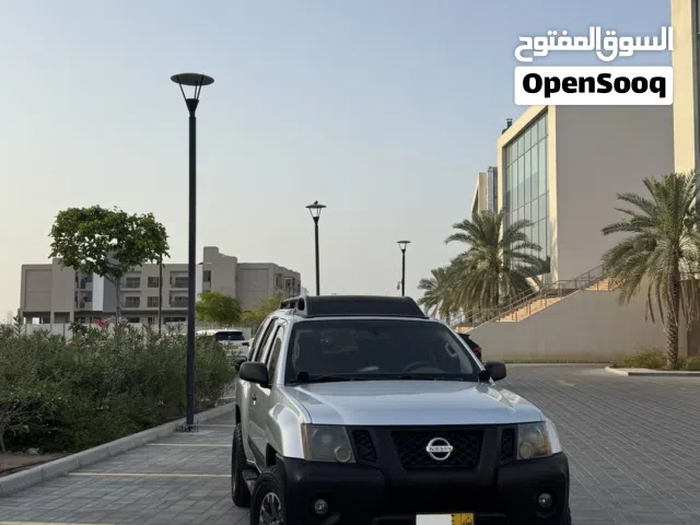 2013 نيسان X-تيرا Standard