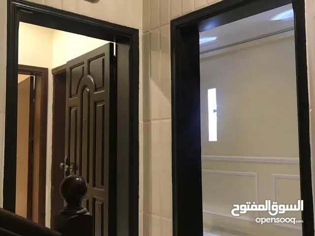 170 m2 More than 6 bedrooms Apartments for Rent in Jeddah Al Samer