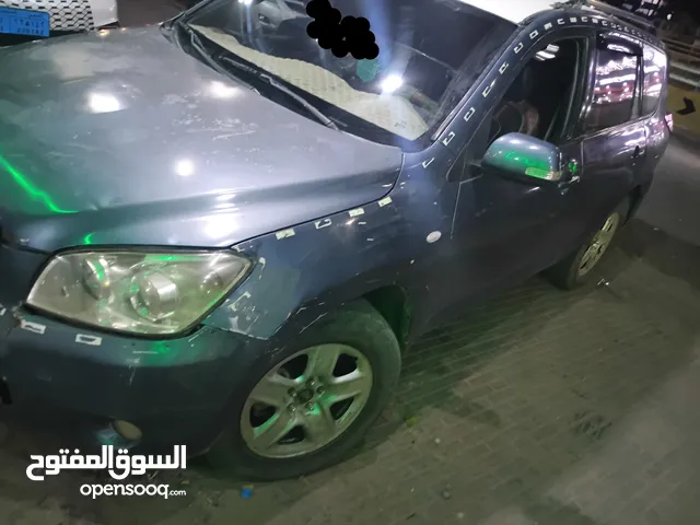 Used Toyota RAV 4 in Sana'a