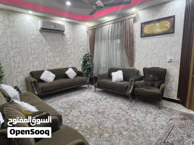 تخم قنفات للبيع تخم تركي درجه اولى نظيف جدا عشر مقاعد ويقلب إلى سرير