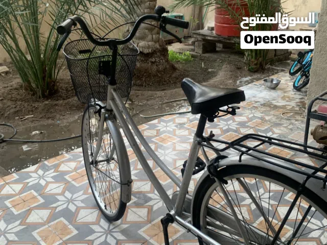 بايسكل ياباني حجم 26 جديد مستعمل شهر يجي وياه رقم البصره البايسكل ( السعر 75 )