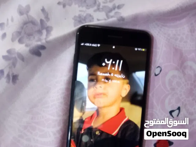 ايفون 7بلاس جهاز نضيف كلش فقط مبدل بطاريه وبصمة ماتشتغل بطاريه اصليه نسبته82 شحنه كلش حلو