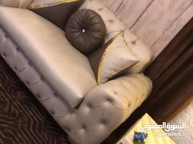 طقم كنب شبه جديد استعمال عرسان