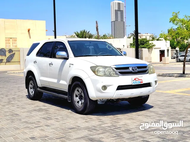 TOYOTA FORTUNER MODEL 2008 4X4 WELL MAINTAINED SUV FOR SALE