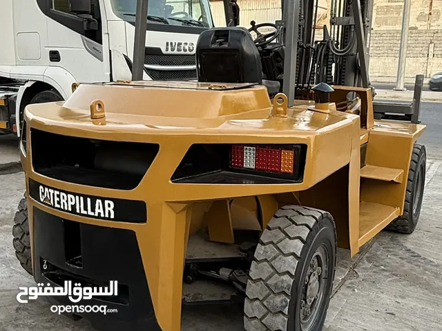 للبيع رافعة شوكية 7 طن نظيفة على الفحص