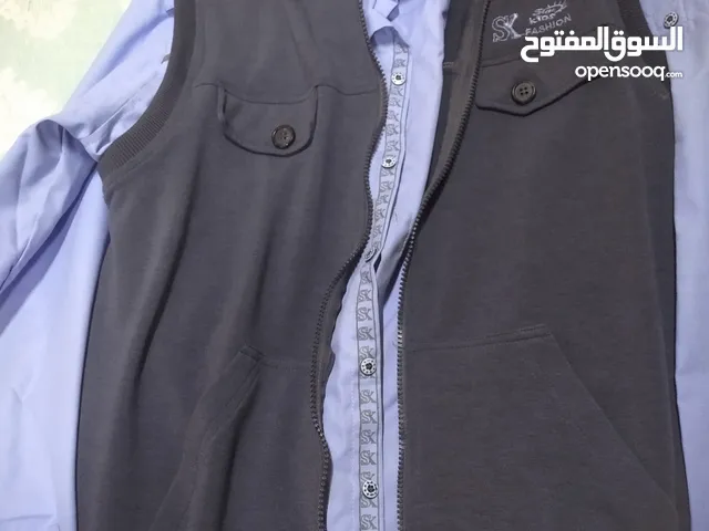 قميص مدرسي