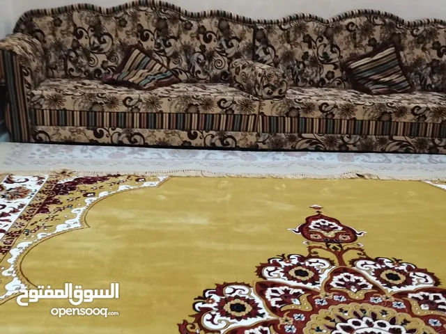 كنبات غنفات جلسه كراسي جلوس جميلة تواصل على الرقم المسجل في الوصف