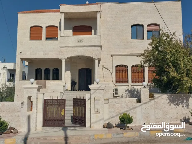 280 m2 3 Bedrooms Townhouse for Rent in Irbid Kofor Youba