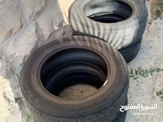 طقم كوشوك نوع تويو ياباني اصلي قياس 215/60/16