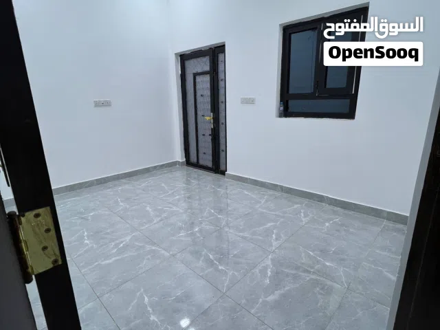 100 m2 2 Bedrooms Apartments for Rent in Basra Tuwaisa
