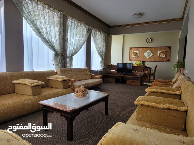 1 m2 4 Bedrooms Apartments for Rent in Sana'a Asbahi