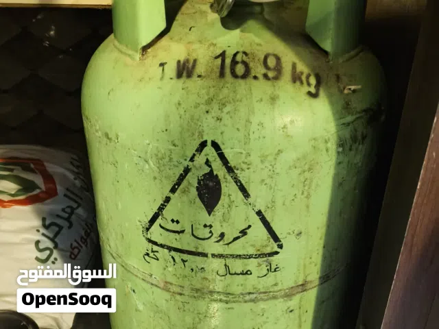 جرة غاز فارغة