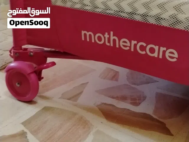 سرير أطفال Mothercare بحالة ممتازة للبيع