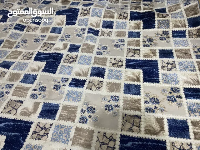 زولية او سجاده او فرشة شتوية المهم للبيع 6x4 نظيفة ولا عيب بيها شبه جديده مفروشه جم مره ومضمومة