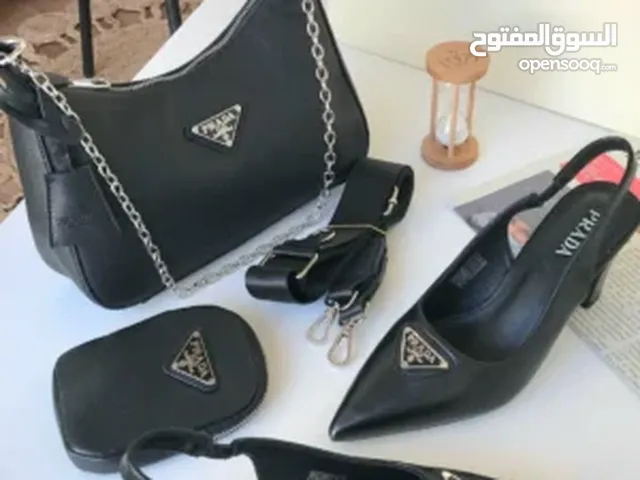 للاحذيه والشنط النسائيه