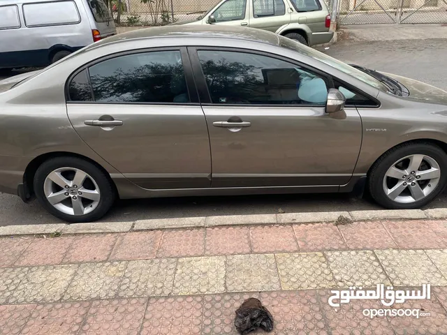 هوندا سيفك 2007 بنزين بحالة الوكاله ترخيص طويل غرفه وكاله دهان ممتاز