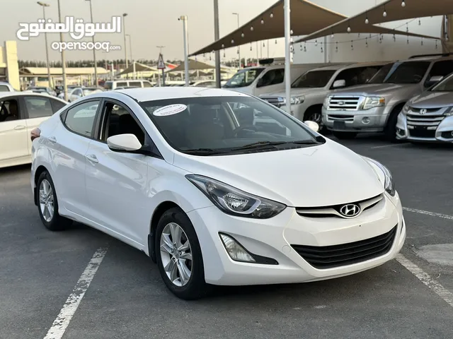 Hyundai Elantra 2015 in Sharjah