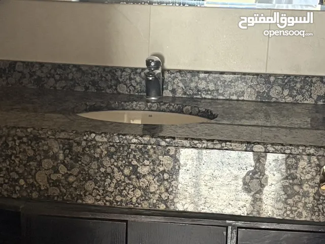 رخامة للبيع