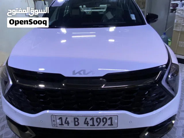 سلام عليكم كيا سبورتج بلاك ادشن فول مواصفات رقم بصره بسمي  كفاله عامه من شخط  وكالة كيا الدوليه