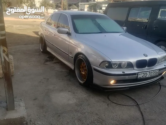 بالصلاة على النبي   BMW 520