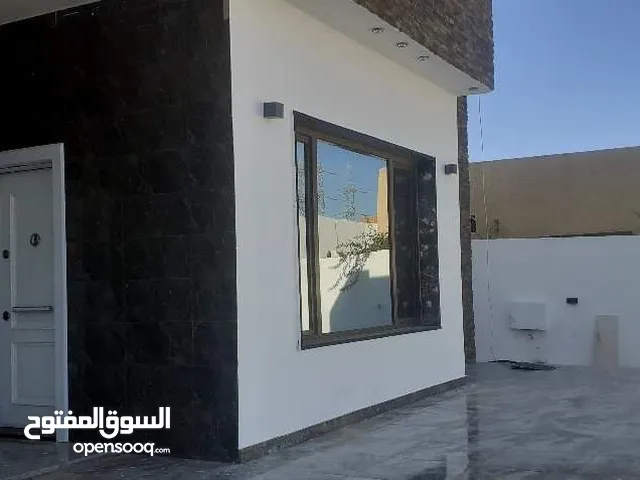 800m2 More than 6 bedrooms Villa for Rent in Tripoli Hai Alandalus