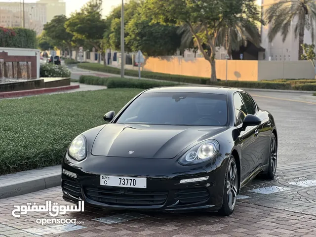 Porsche Panamera V6 - GCC Spec - Perfect Condition  - Full maintenance