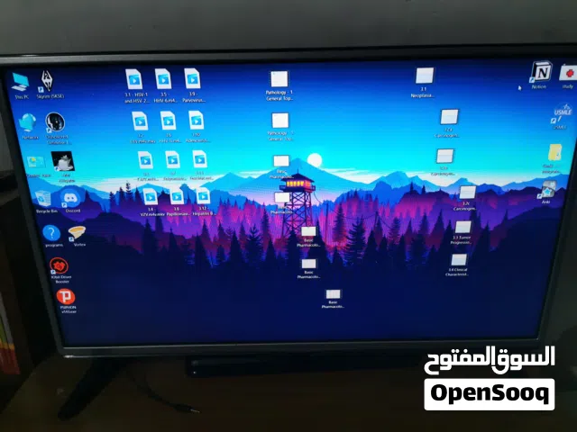 شاشة 32 انش ال جي LG نظافة 100% +استخدام بسيط +اغراضها موجودة