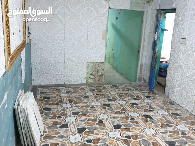 70 m2 2 Bedrooms Apartments for Rent in Basra Asma'i