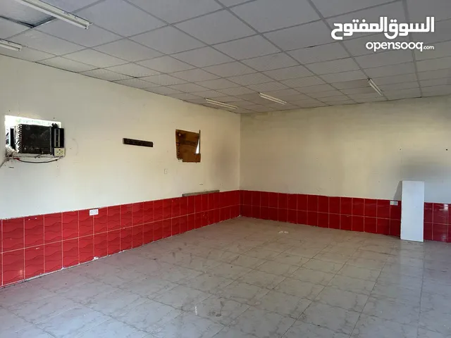 80 m2 1 Bedroom Apartments for Rent in Al Batinah Shinas