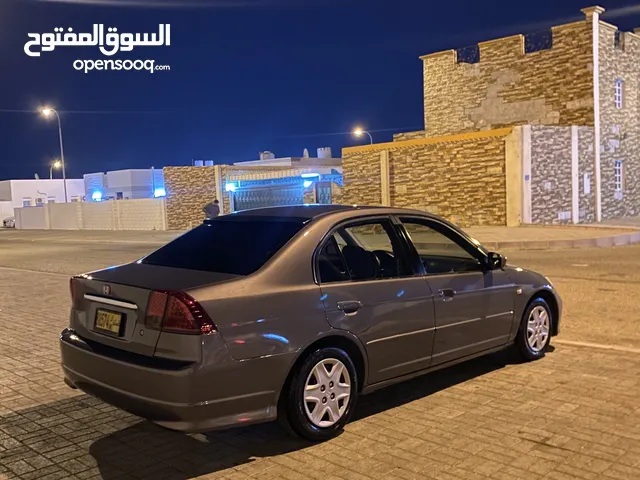 سياره مصيونه م تحتاج شي دق سلف وتوكل