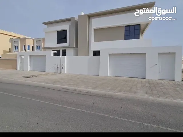403m2 5 Bedrooms Villa for Sale in Muscat Al Mawaleh