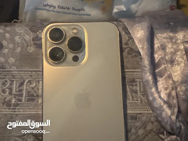 ايفون 13برو نظيف ولا كسر فيو وموً مفتوح بطاريتو77 مطلوب فيو320 وقابل لتفاوض