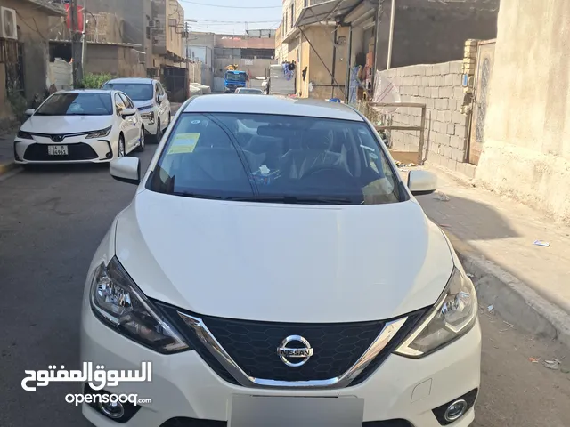 نيسان سنترا 2025 أبيض لؤلؤي – داخلية سوداء أنيقة ماشية فقط 5600 كم محرك 1500 اقتصادية