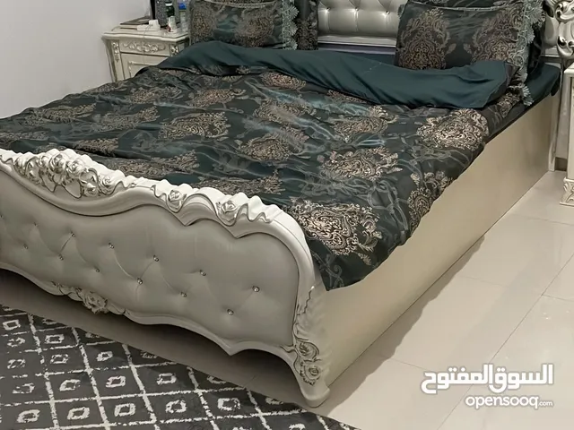 غرفة نوم للبيع